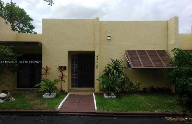 4329 NW 3rd Ave photos photos