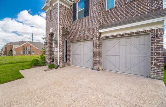 7916 Ashwood Lane Gallery 4