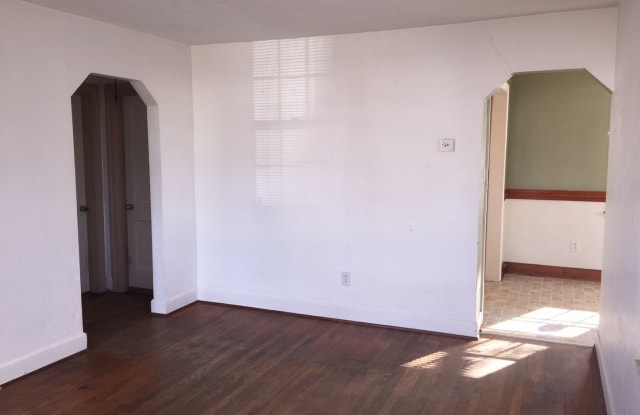 3713 Kingman Avenue Gallery 2