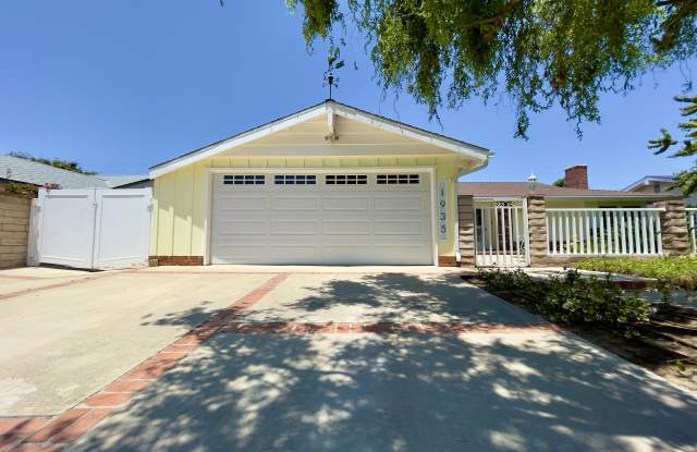 1935 Hobart Drive photos photos
