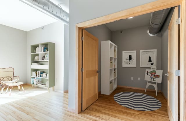Uptown Exchange Lofts Gallery 3