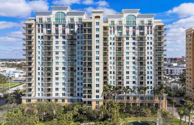 800 N TAMIAMI Trail Gallery 1