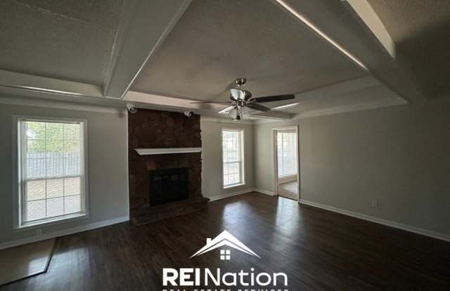 4354 Spring Oak Cove Gallery 2