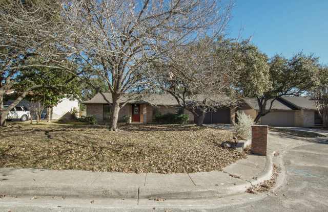 15302 Artesian Oaks St Gallery 2
