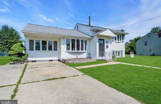 103 CARVER Drive Gallery 3
