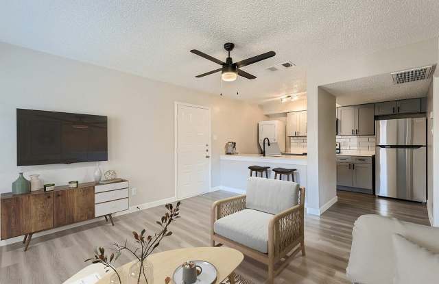 Rise Oak Creek photos photos