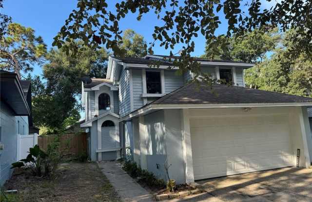 1212 INDIAN BLUFF Drive Gallery 1