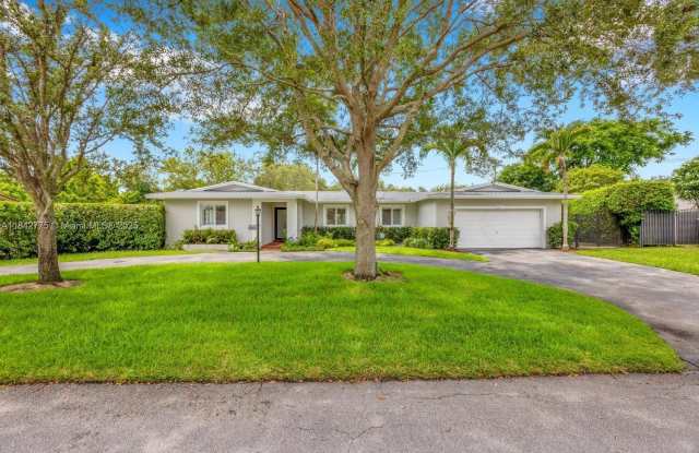 8100 SW 107th St photos photos