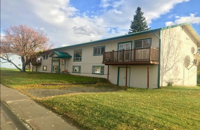 135 N Alaska St - 135 North Alaska Street, Palmer, AK 99645