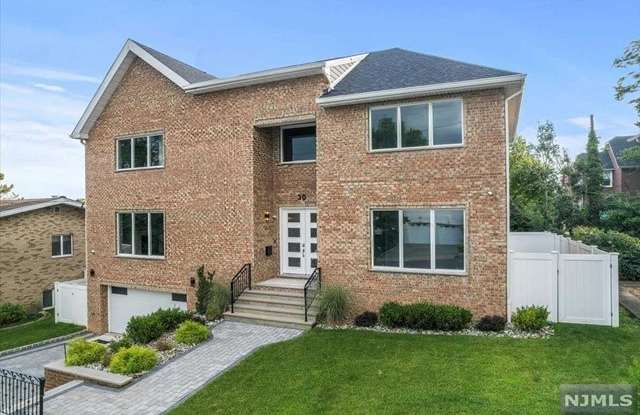 30  Cortland Place - 30 Cortland Place, Cliffside Park, NJ 07010