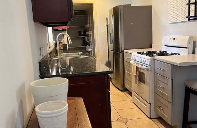 2244 Royal Oaks photos photos