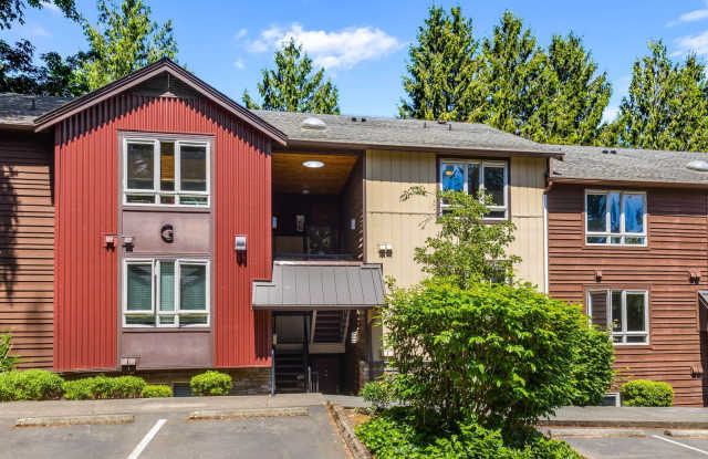Updated Condo Close to Downtown Redmond and Microsoft! photos photos