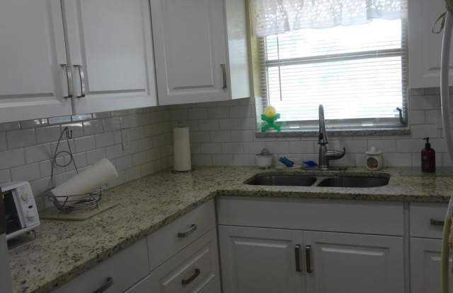 2723 E Emory Drive photos photos