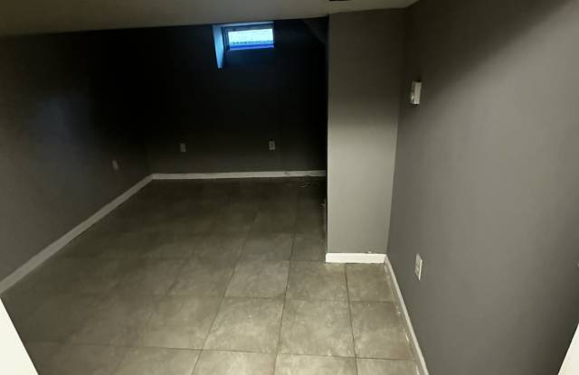 42 Cottage Street - 42 Cottage Street, Bridgeport, CT 06604