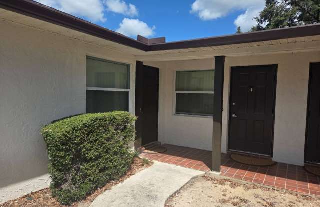 4718 Leucadendra Dr Gallery 2