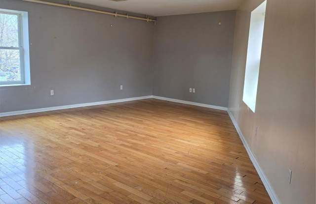 13 Lake Street unit: 205 photos photos