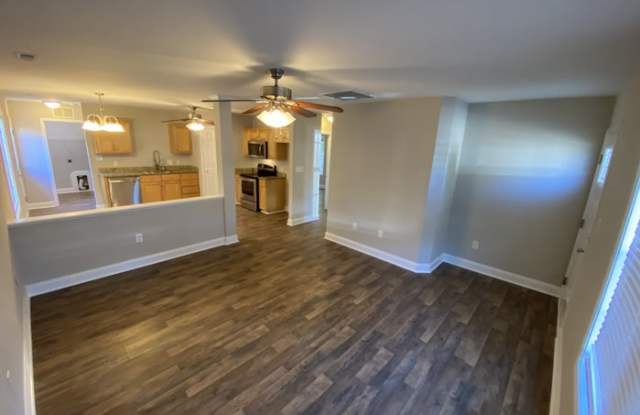 228 Cabarrus Avenue East Gallery 3