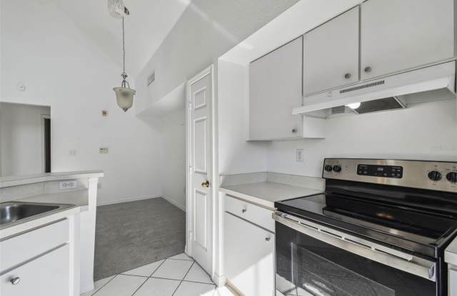 9706 LAKE CHASE ISLAND WAY Gallery 4