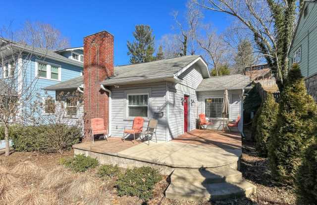 Elegantly Updated Two-Bedroom near Downtown Asheville - 88 Buchanan Avenue, Asheville, NC 28801