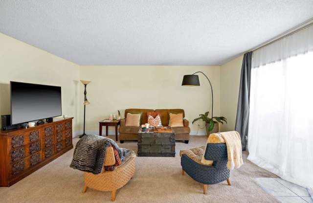 2077 Normandy Ct photos photos 2077 Normandy Ct photos photos