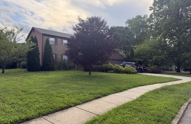 1703 Country Club Drive Gallery 2