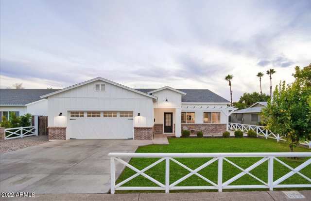 4311 E EARLL Drive - 4311 East Earll Drive, Phoenix, AZ 85018 4311 E EARLL Drive - 4311 East Earll Drive, Phoenix, AZ 85018