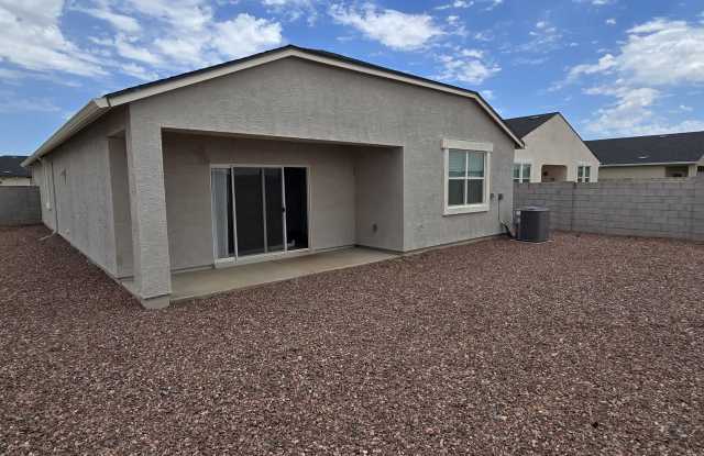 1527 East Lardner Drive Gallery 2