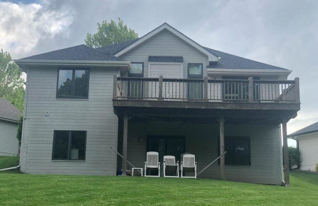 219 Antioch Drive - 219 Antioch Drive, Council Bluffs, IA 51503