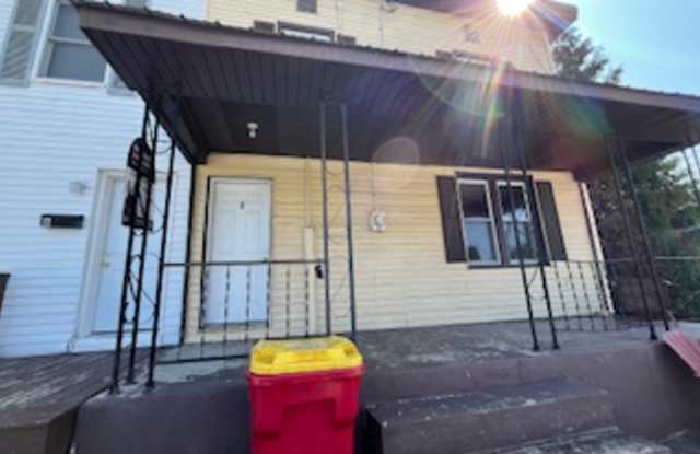 8 Kenneth Avenue - 1 photos photos