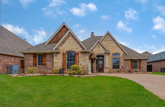 Upgraded 3 Bed Home in Aledo ISD with Office and Spacious Open Layout photos photos