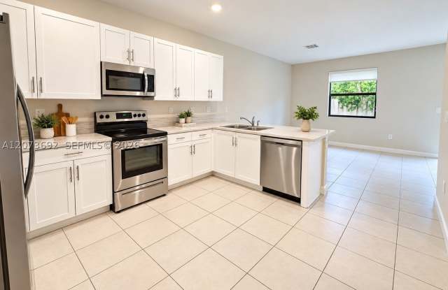 24480 SW 119th Pl Gallery 4