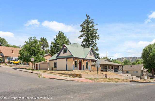 Charming Single Family Home in Rifle for Rent photos photos Charming Single Family Home in Rifle for Rent photos photos