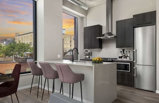 1235 W Randolph St - 1235 West Randolph Street, Chicago, IL 60607