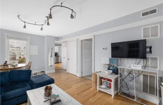 423 Thames Street Gallery 4