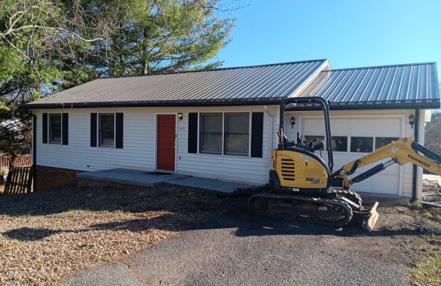 575 Liberty Via - 575 Liberty Via Northwest, Christiansburg, VA 24073