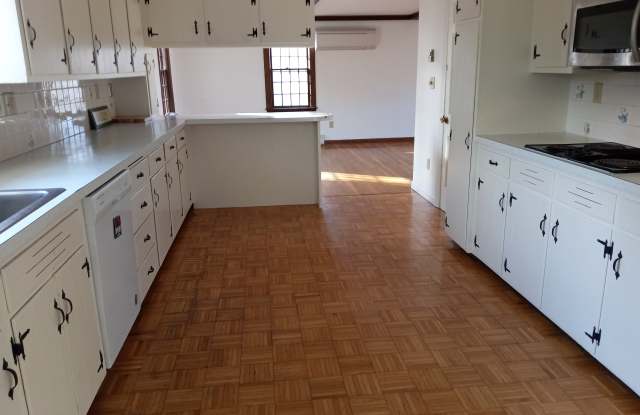 55 Ledge Road Gallery 2