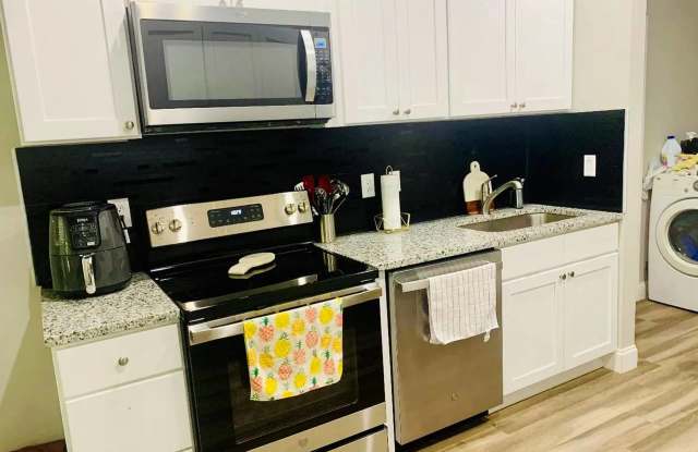 1108 E Stadium Dr photos photos