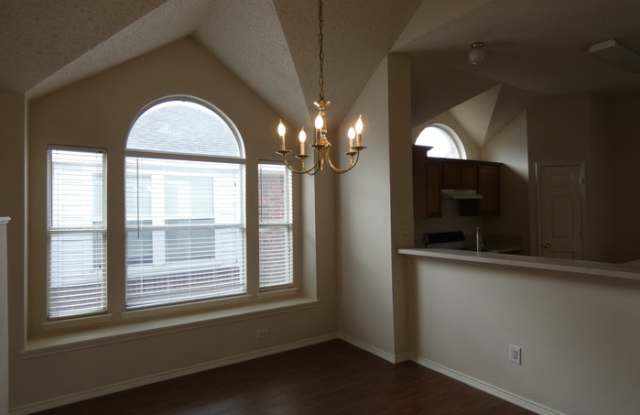 613 Crystal Brook Drive Gallery 4