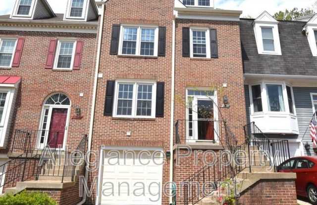 7234 Whitlers Creek Drive - 7234 Whitlers Creek Drive, West Springfield, VA 22152