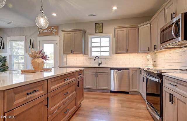 939 Daybreak Crest Gallery 4