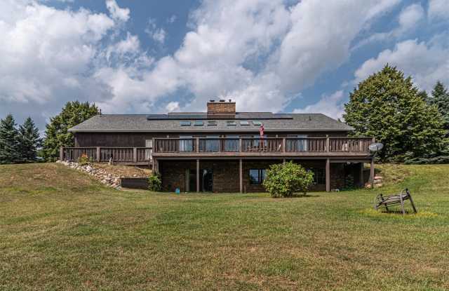 14145 Waterloo Road - 14145 Waterloo Road, Washtenaw County, MI 48118