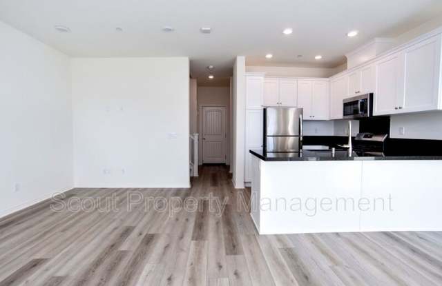 24131 Tuscany Avenue photos photos
