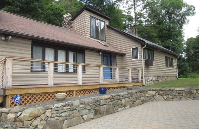 35 Notch Road - 35 Notch Road, Hartford County, CT 06035