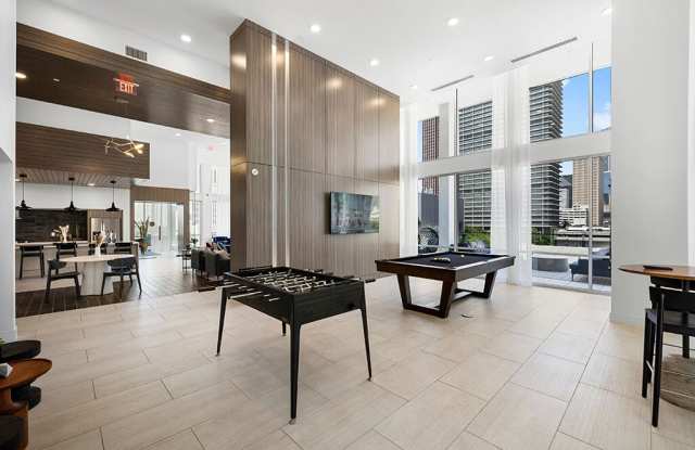 1810 Main photos photos