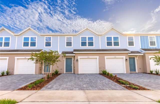 3328 THICKET STREET - 3328 Thicket St, Tavares, FL 32726