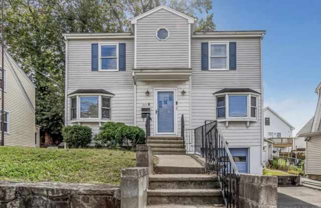 307 Tesiny Avenue photos photos