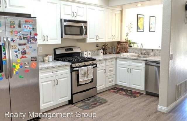 11047 Creekbridge Place Gallery 4