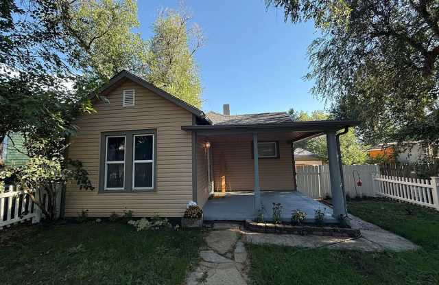 Charming 2BR House in Colorado Springs - 715 East High Street, Colorado Springs, CO 80903