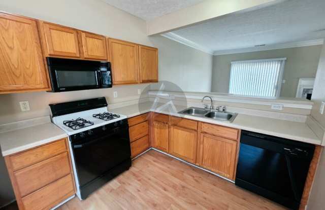 4319 Thorngate Lane Gallery 3