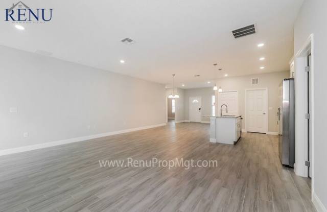 213 Begonia Place Gallery 3
